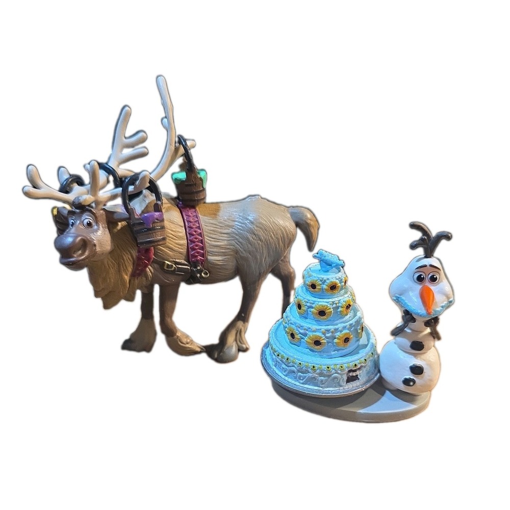 Set of 2 Disney Frozen Sven And Olaf PVC Cake Topper Action Figures